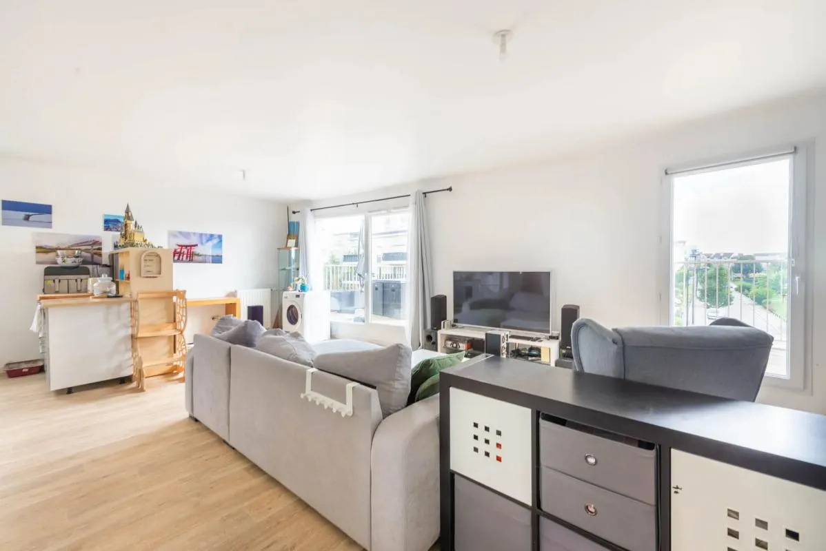 Appartement de 3 pièces de 66 m² situé à Trappes