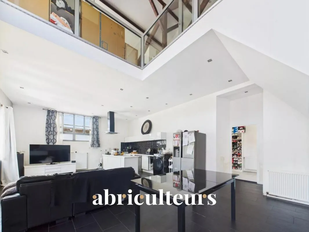 Coup de cœur - Loft de 117m2 - Spacieux, Lumineux et avec Terrasse - Centre ville de Champigny-sur-Marne
