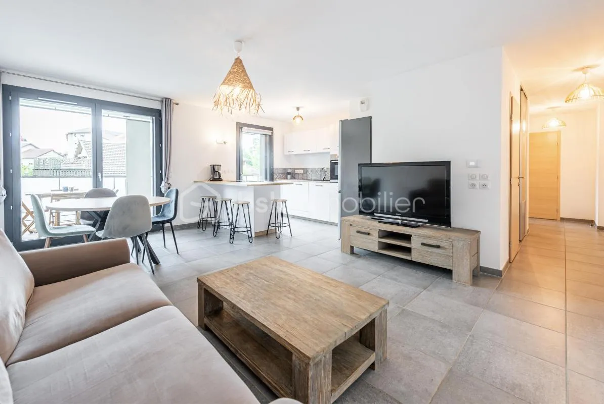 Appartement moderne avec terrasse au cœur de la ville d'ANNECY