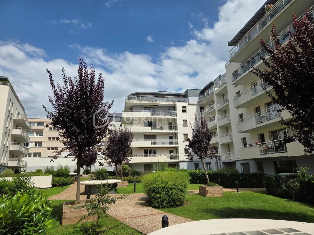 Appartement coup de cœur, 5 pièces, 103 m², dernière étage avec terrasses, rare à la vente