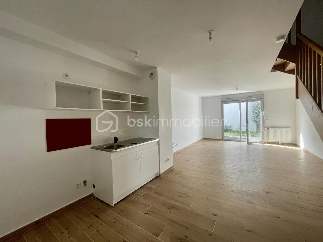 Maison 3 pièces 65 m² avec jardin privatif