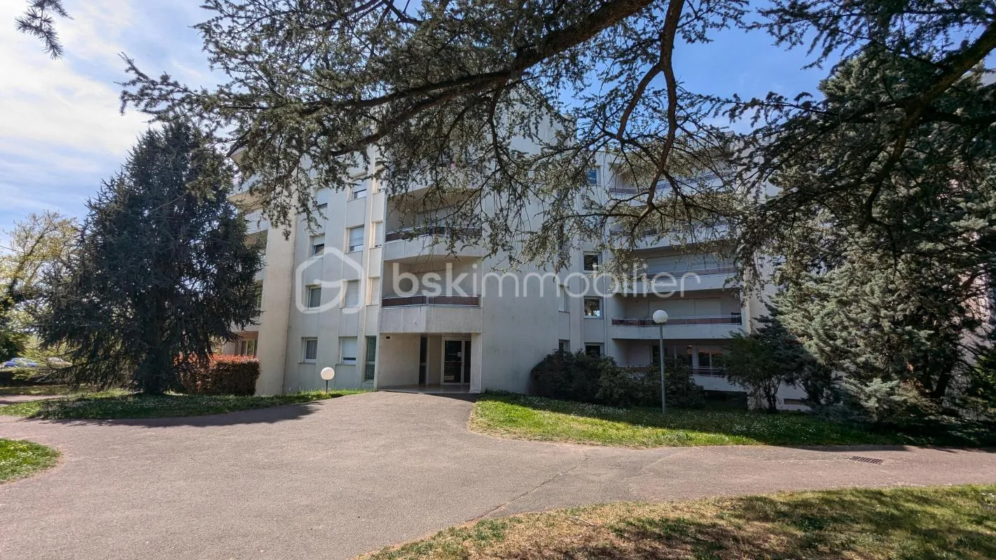 APPARTEMENT 102 m2