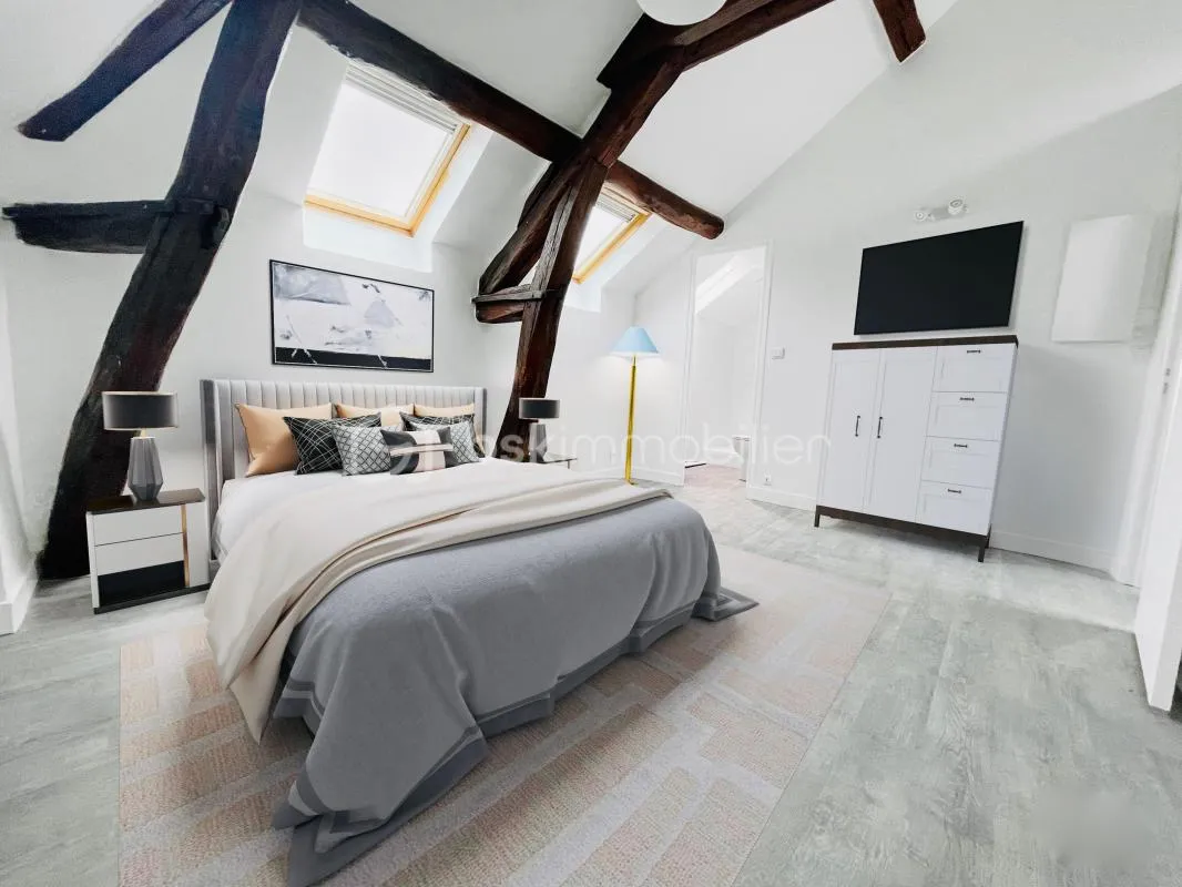 Appartement 2 pièces 32 m² – Lumineux, beaux volumes – Niché sous les toits – Montmagny