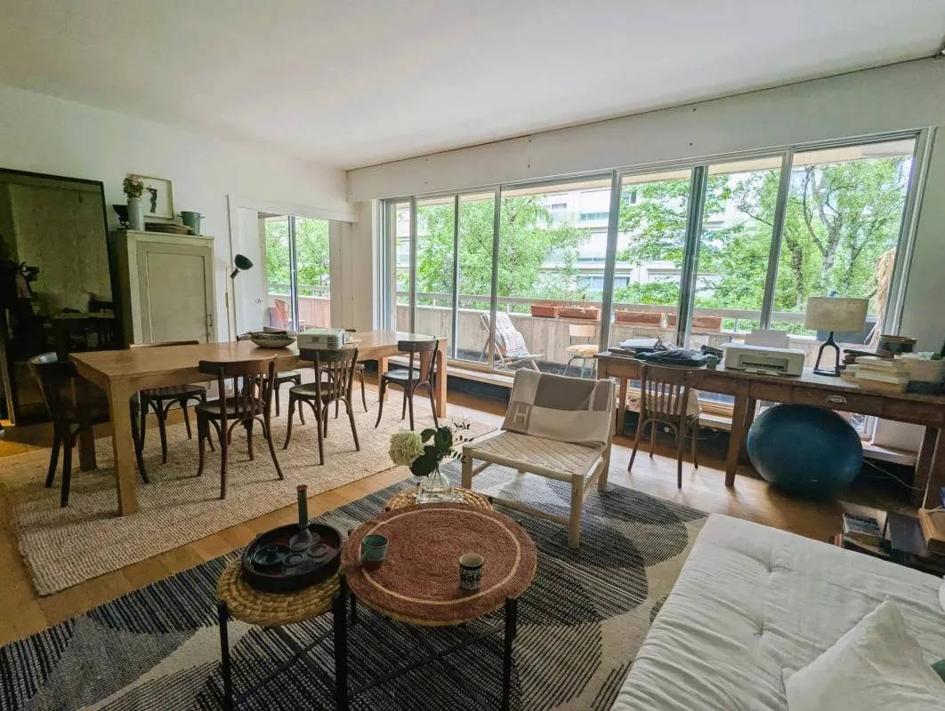 Appartement de standing 110 m² environ - Paris Cambronne