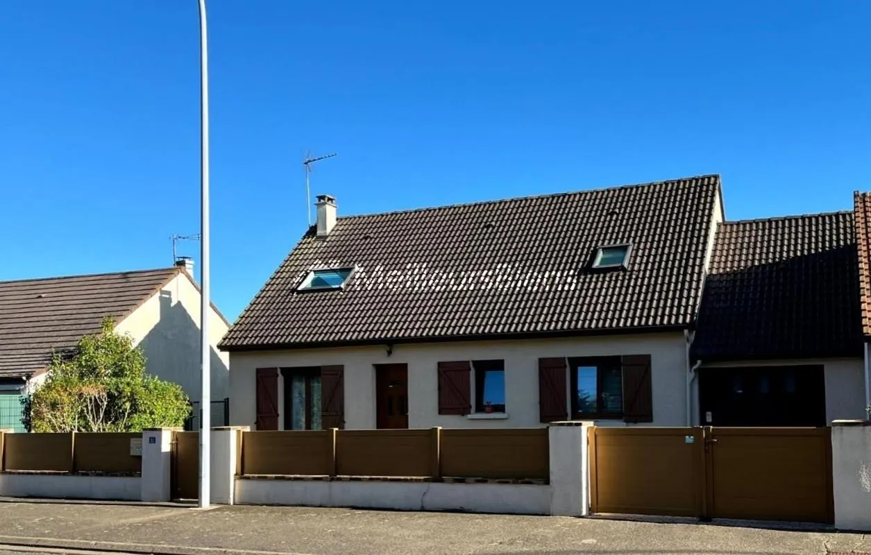 Maison familiale avec jardin – Lucé (28110)