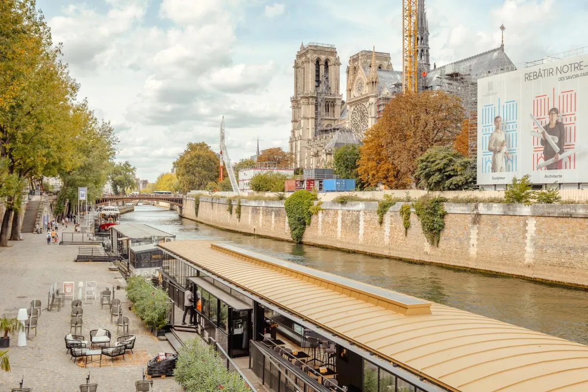 PARIS 5ème  -NOTRE DAME / QUAI DE LA TOURNELLE - MAISON INDIVIDUELLE