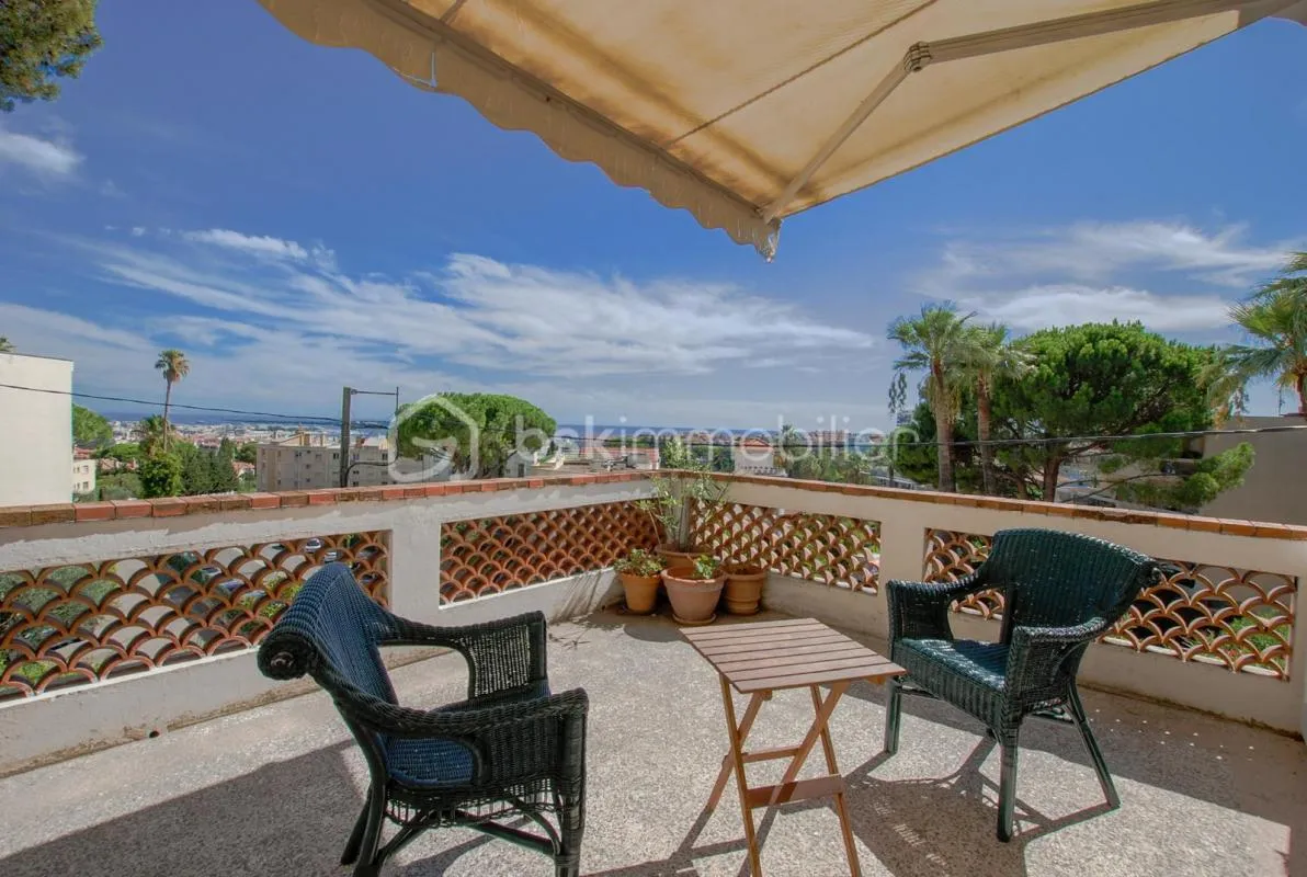 EXCLUSIVITE CANNES VILLA FAMILIALE VUE MER