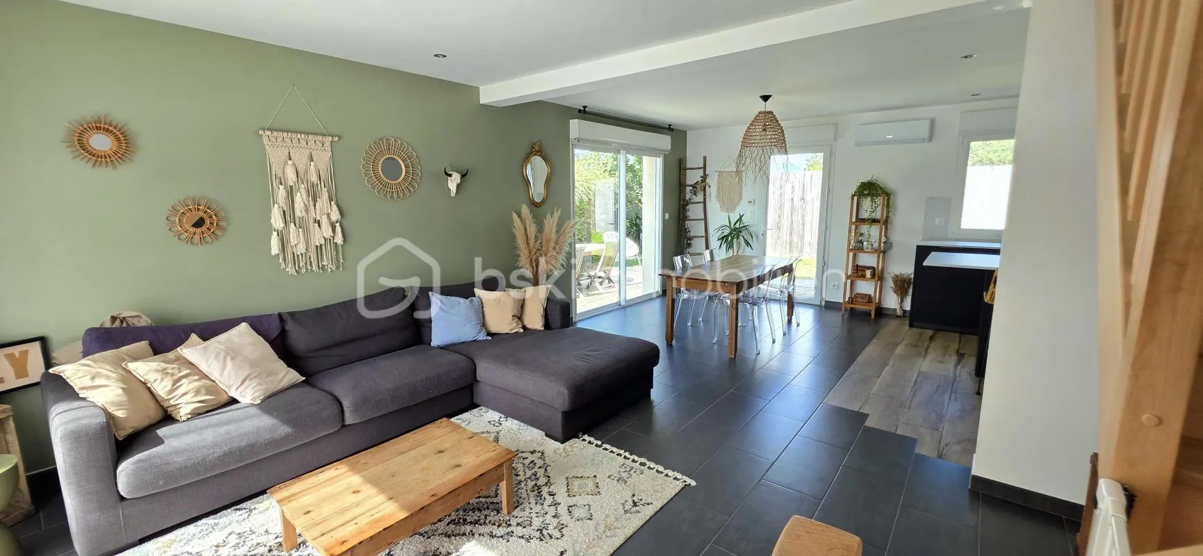 *** MAISON 4 CHAMBRES  / PISCINABLE  / CALME / BOUCHEMAINE ***