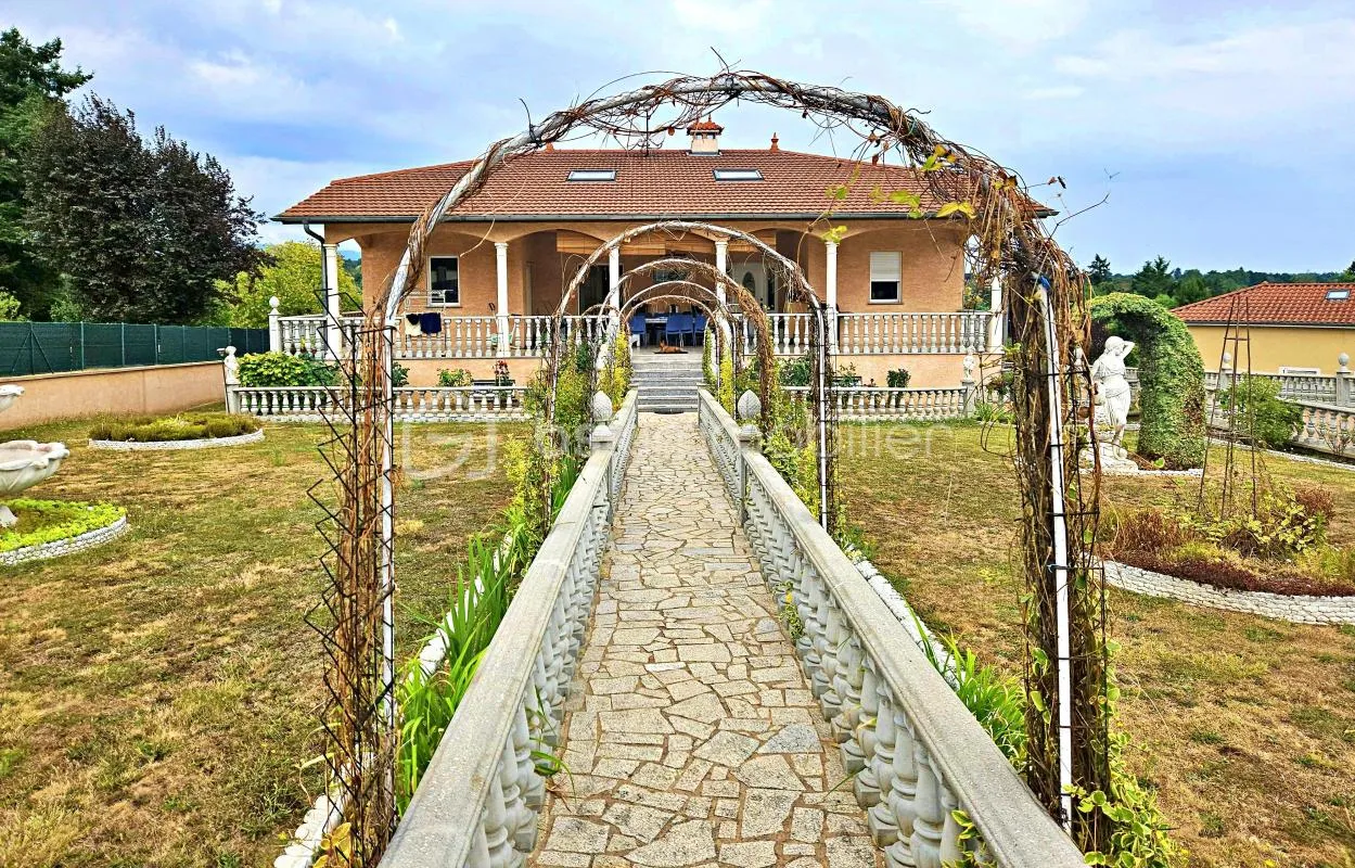 Maison de 233m² habitables