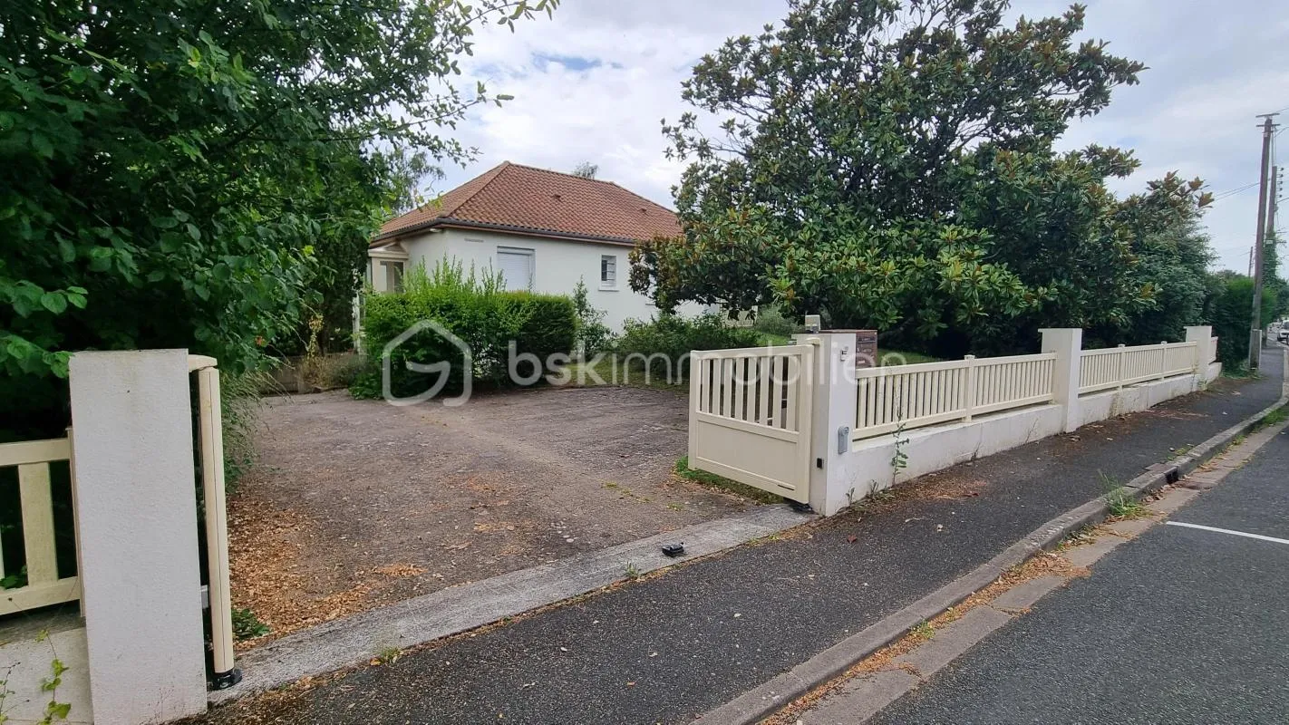 MAISON A BALLAN MIRE DE 90 M2