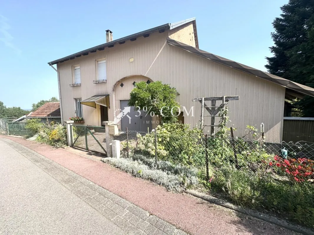 MAISON DE VILLAGE 120 M2 - 3 CHAMBRES -  TERRAIN 4985 M2 ET