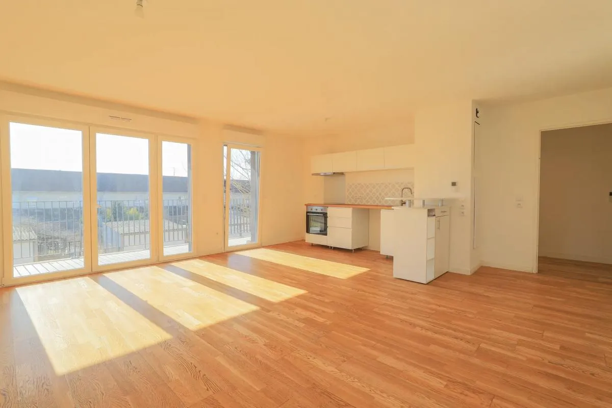 Appartement 3 pièces de 69m2 avec balcon et parking situé à Lens