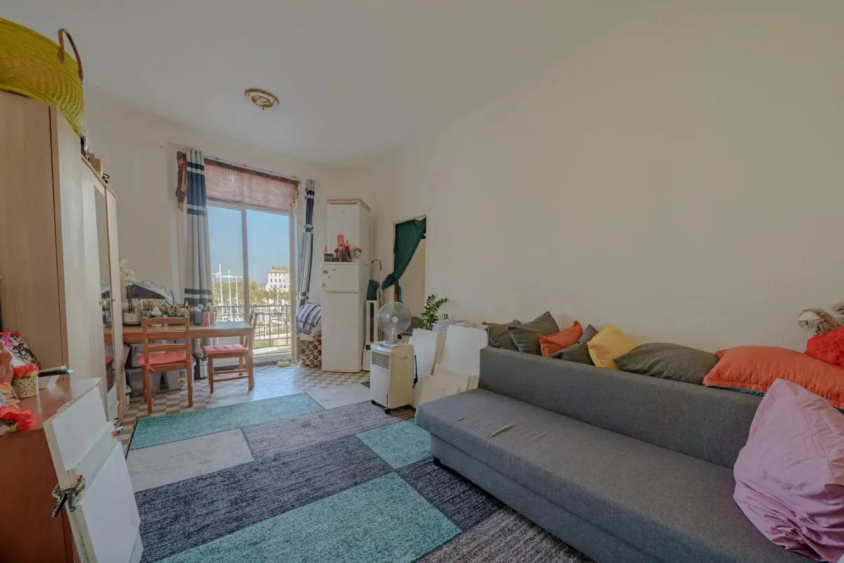 Appartement d'1 pièce de 25 m² situé à Toulon