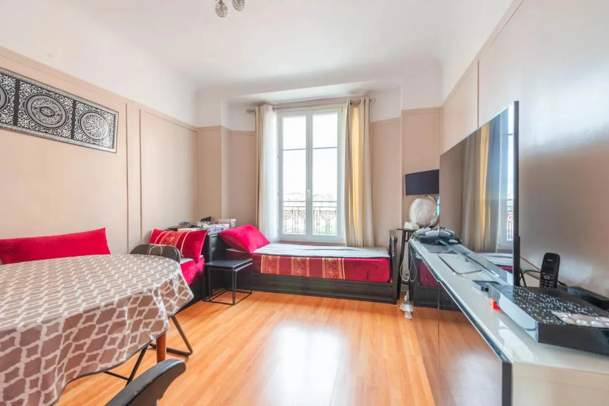 Appartement de 3 pièces, 58m², en vente à Bois-Colombes