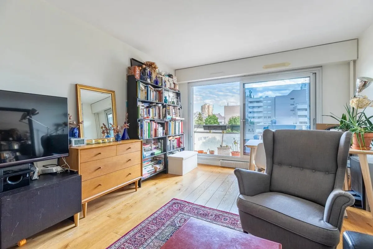 Appartement de 3 pièces de 67 m² situé à Paris