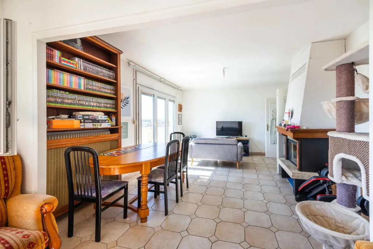 Appartement de 5 pièces de 91 m² situé à Houilles