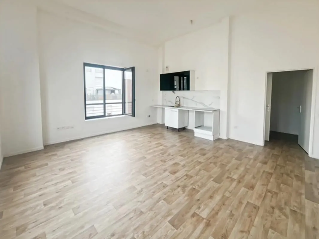 Appartement 3 pièces de 55 m2 en vente, à Stains