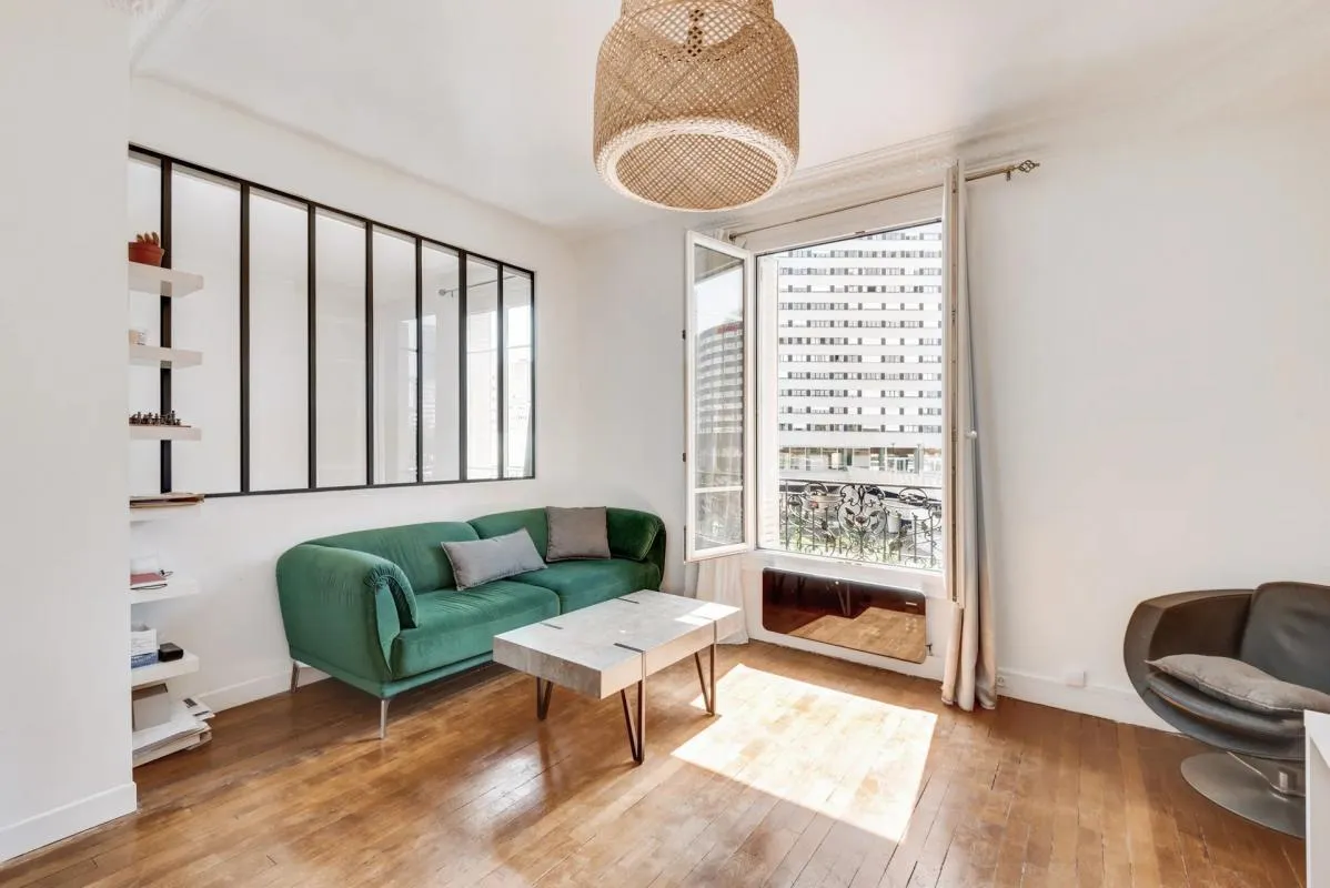Appartement de 3 pièces de 60 m2 situé à Courbevoie