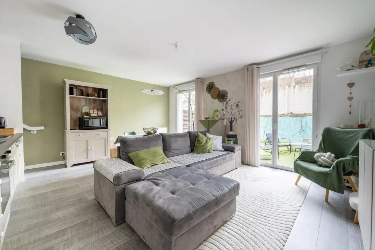 DUPLEX T3 AVEC JARDIN TERRASSE PARKING