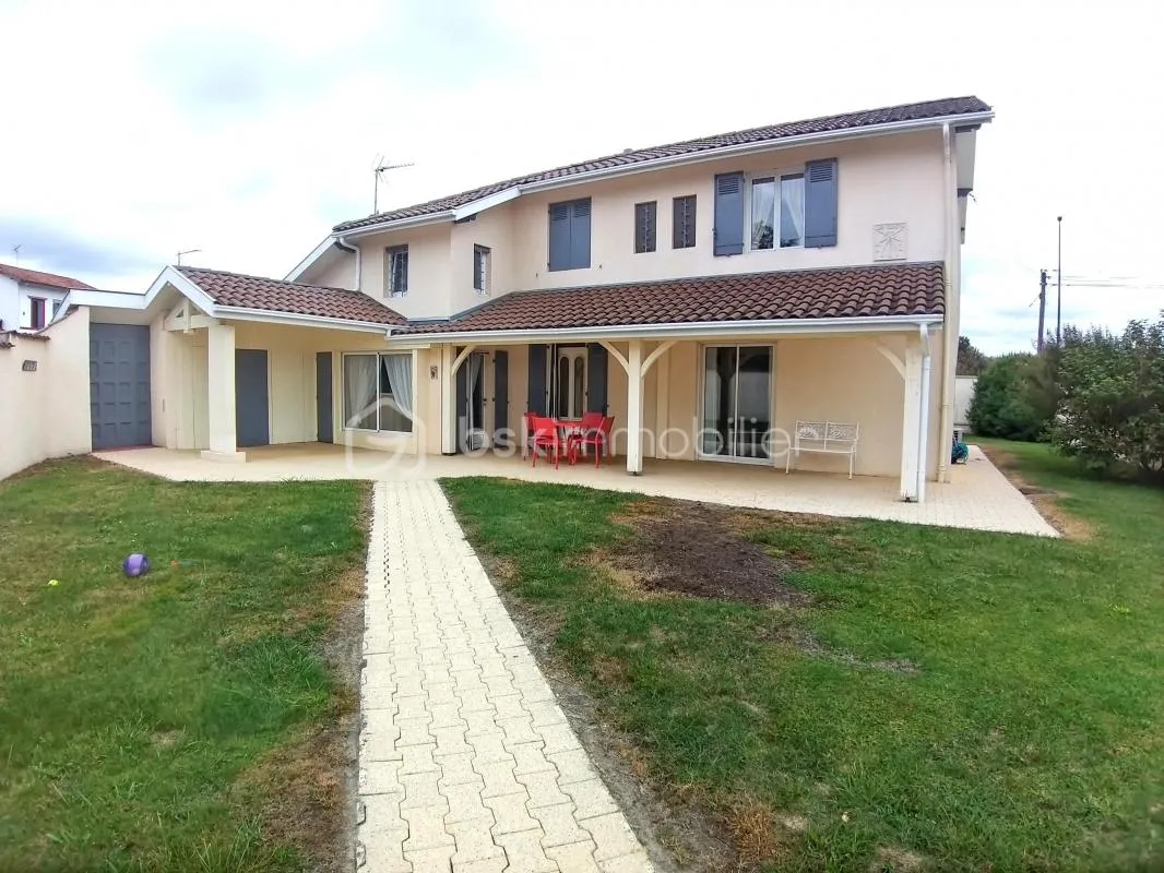 Authenticité, espace et confort à Saugnac-et-Cambran (40180)