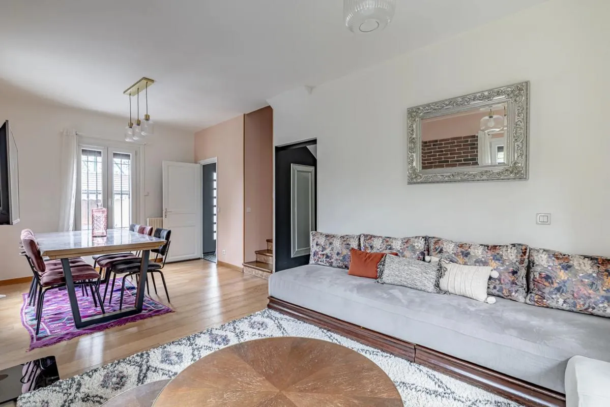 Maison 5 pièces avec terrasse