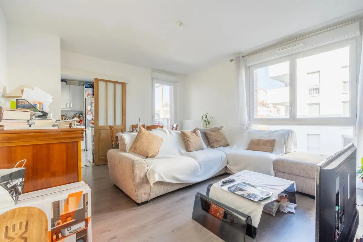 Appartement 3 pièces de 62 m2 en vente à Neuilly-sur-Marne - Idéal pour primo accédant ou petits ménages