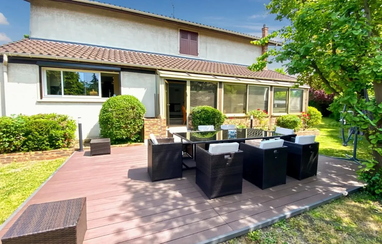Maison en parfait état avec un grand terrain sans vis à vis - 190m² - Noisy-le-Sec