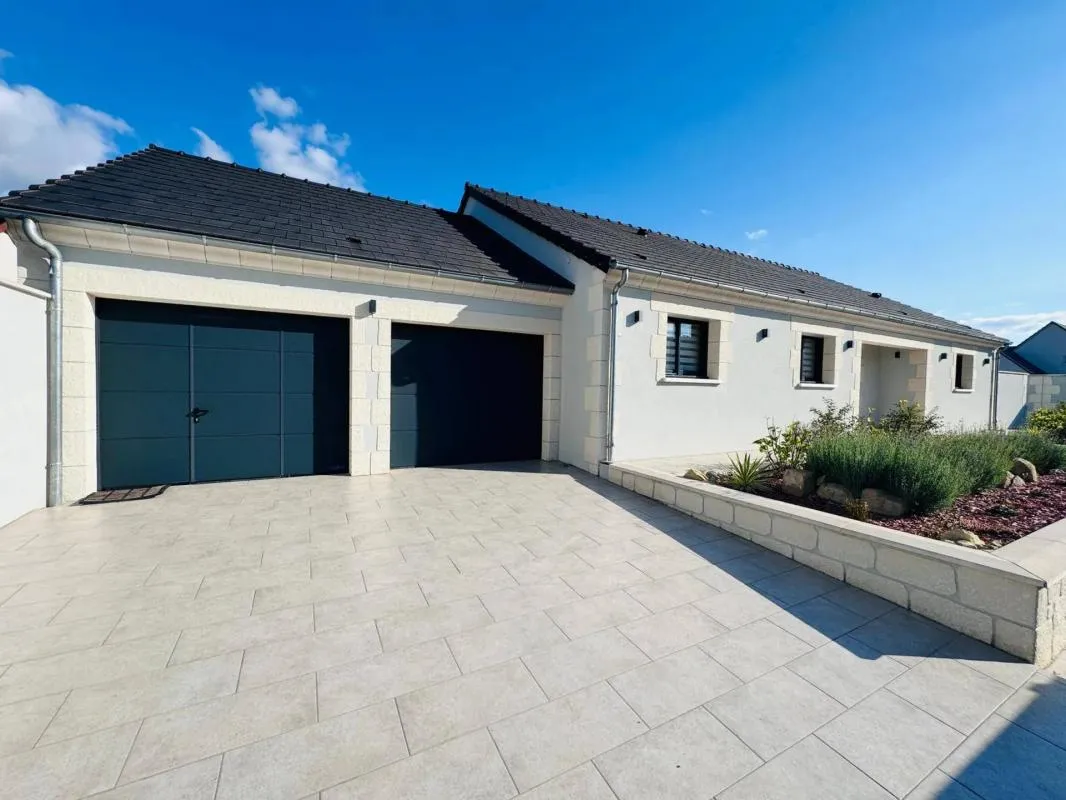 Maison de 10 pièces de 301 m2 en vente à Nevers
