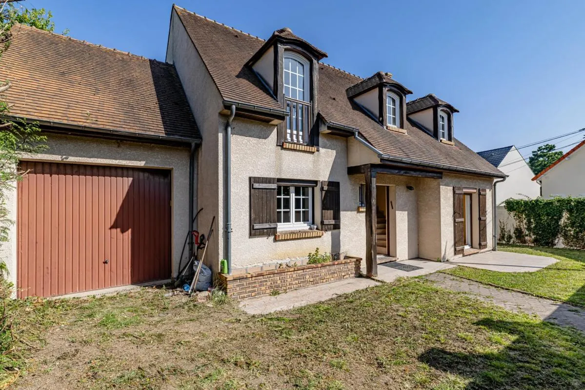 Maison de 8 pièces de 145 m² située à Sarcelles