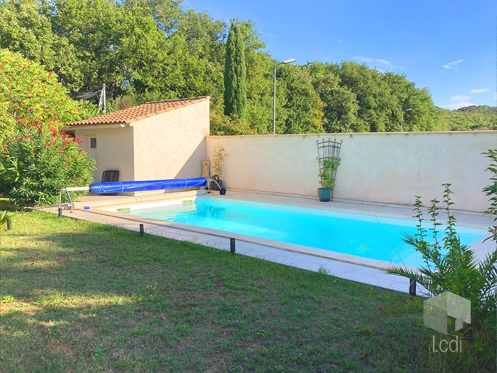 A 10 minutes de MONTÉLIMAR, maison 160 m2, 6 chambres, pisci