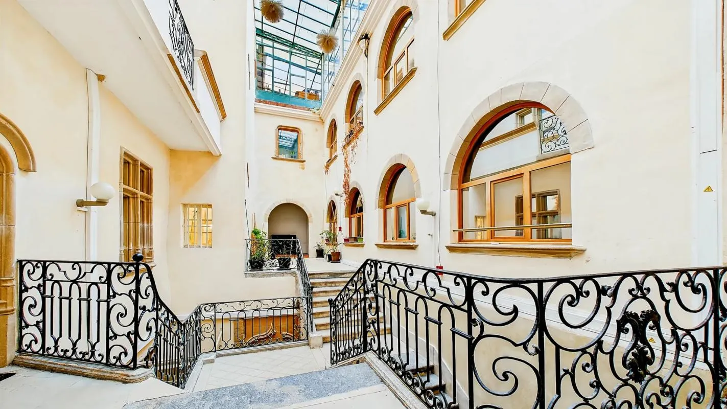Appartement de 2 pièces de 104 m² situé  au cœur de Valence