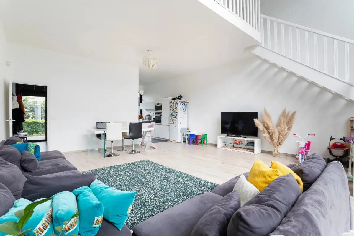 59800 LILLE - PROCHE CHR - MAISON CUBIQUE - DANS LOTISSEMENT REC