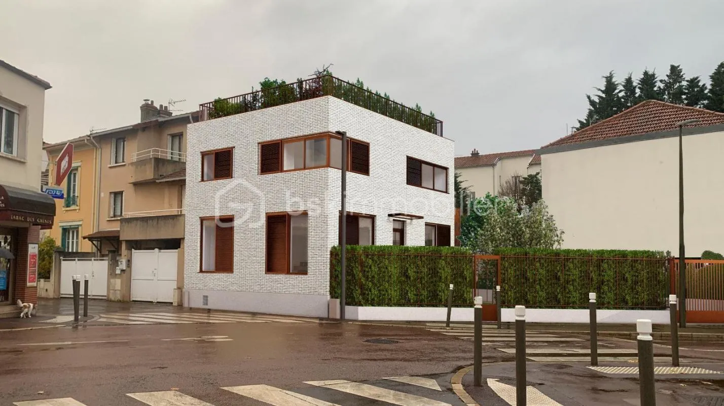 Maison à vendre à Suresnes – Beau potentiel avec projet d’agrandissement et surélévation