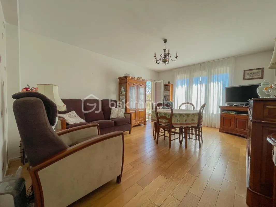 Appartement T3 avec Balcon et Garage