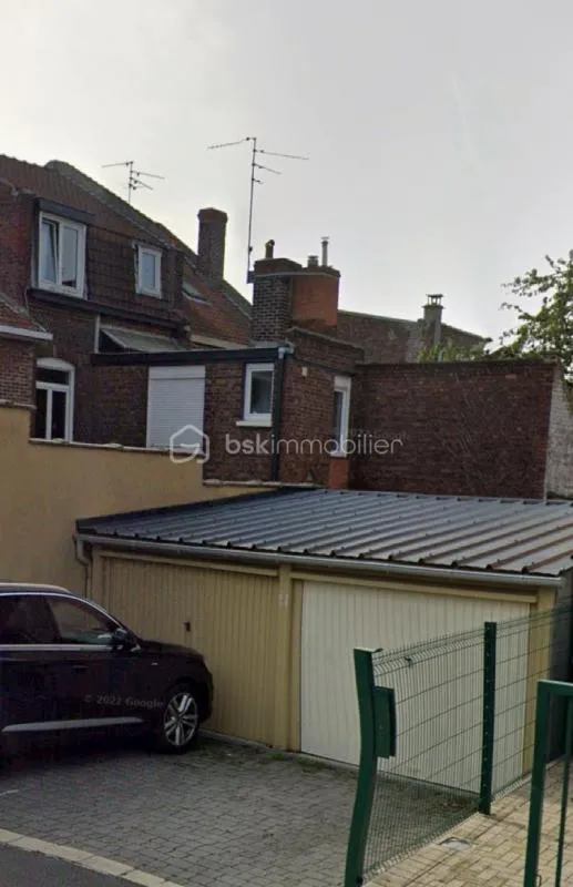 Garages et Parking CROIX