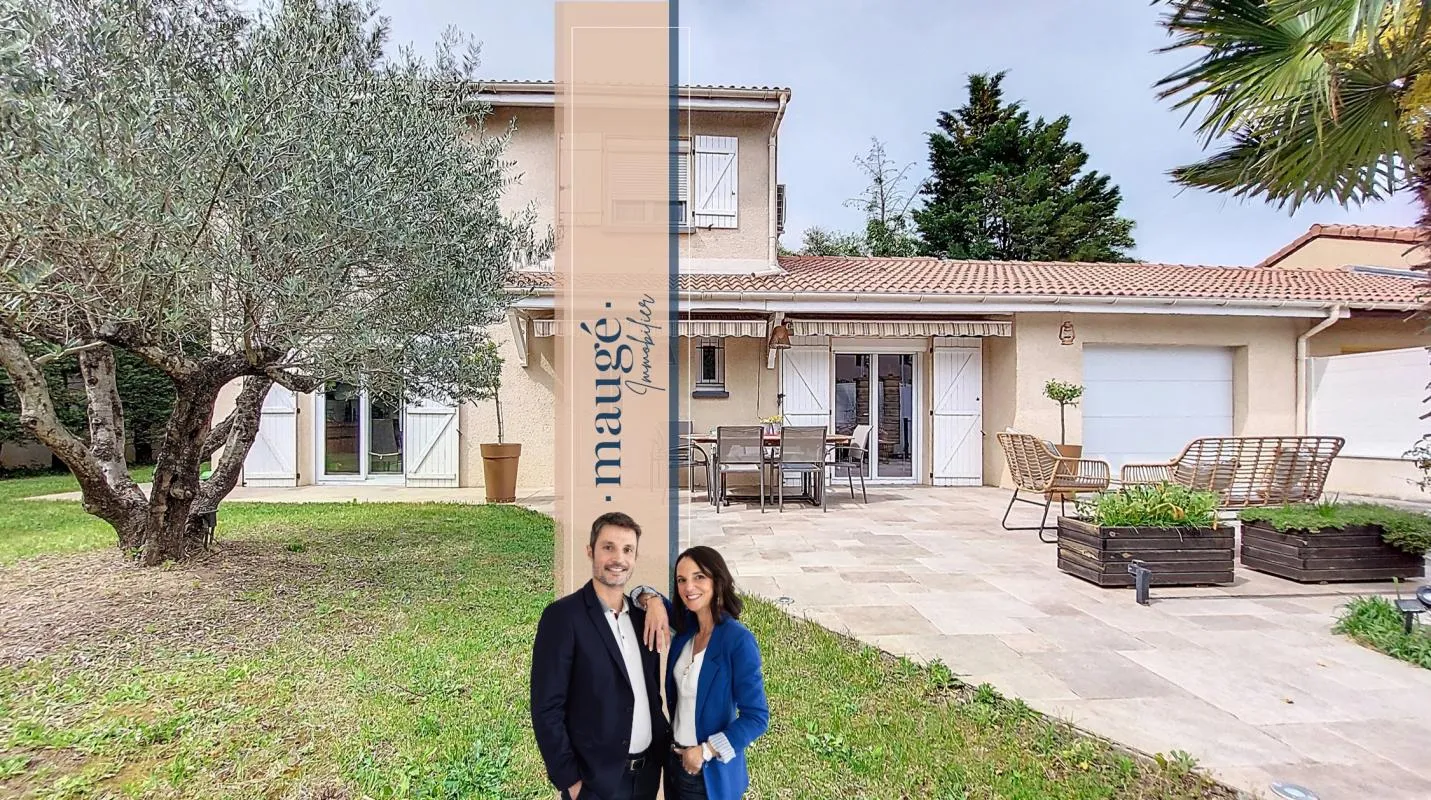 Maison - Mitoyenne par le garage - 3 Chambres - Jardin - Jacuzzi - Garage - Au calme absolu - Sans vis à vis