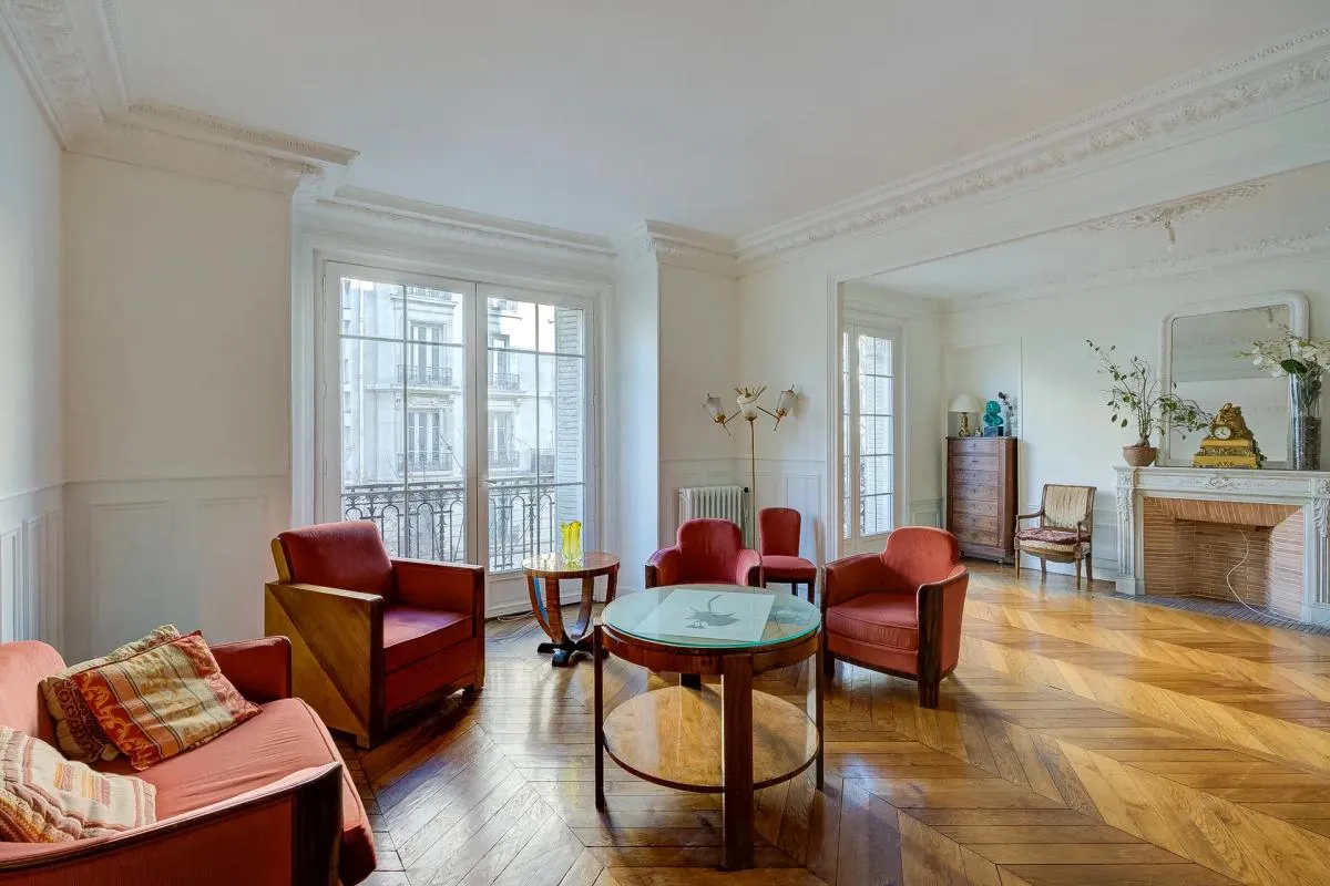 À vendre – Appartement 3/4 pièces de 83 m² avec balcon – Paris 1