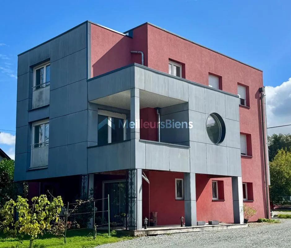 Duplex F5 rénové à Valdoie – 88 m², 2 terrasses, garage et stationnement privé