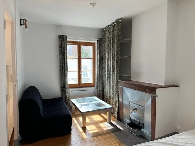 Idéal Investisseur Découvrez ce charmant appartement entièrement rénové