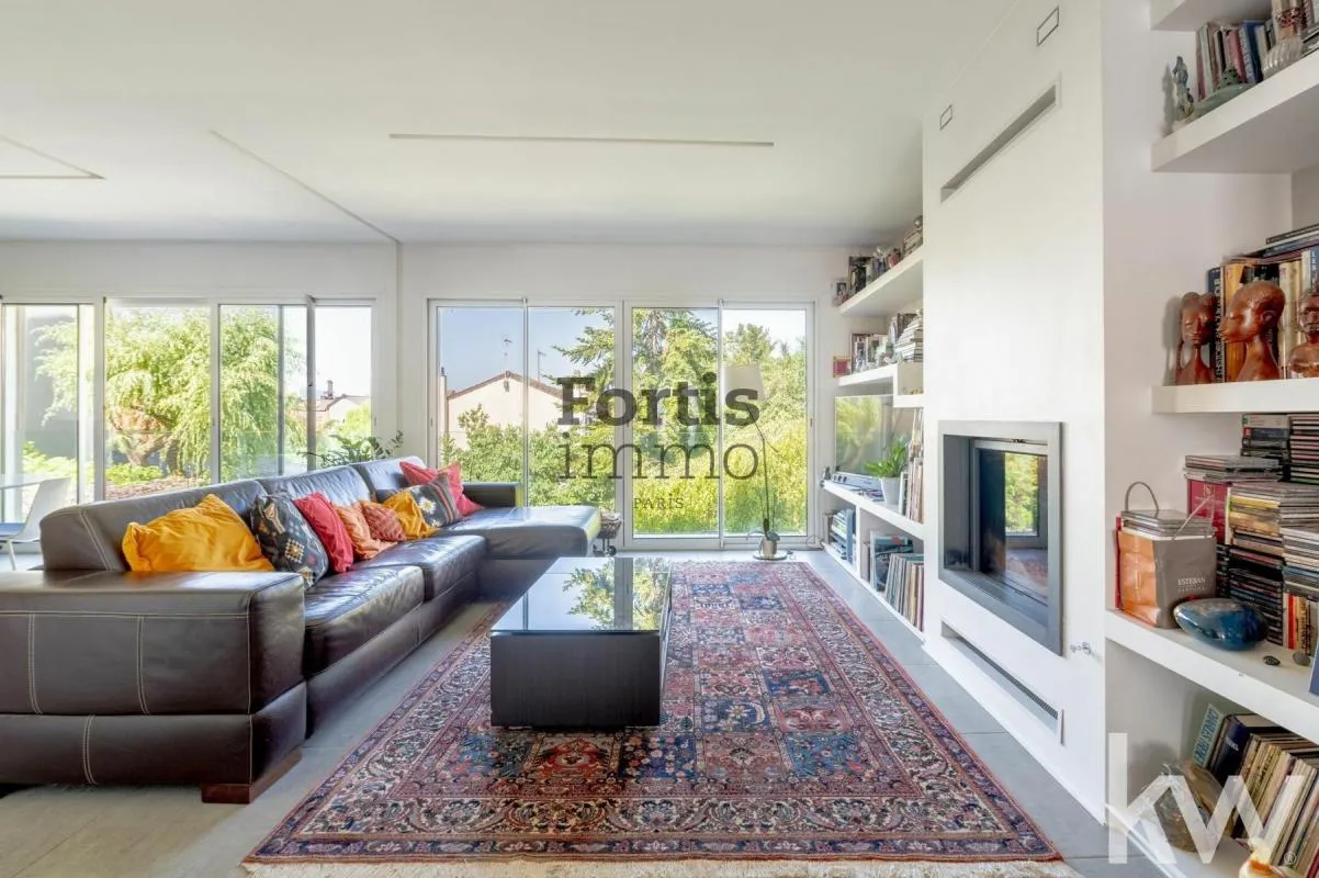 Fontenay Sous Bois - Maison familiale 230m2 Terrain de 398m2