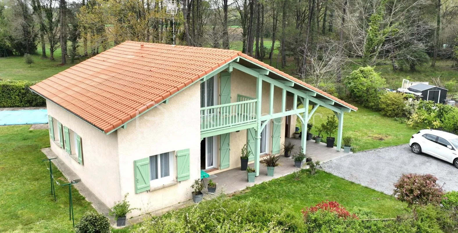 Maison landaise sans travaux, toute rénovée avec piscine et jardin paysager – Calme absolu et prestations de qualité