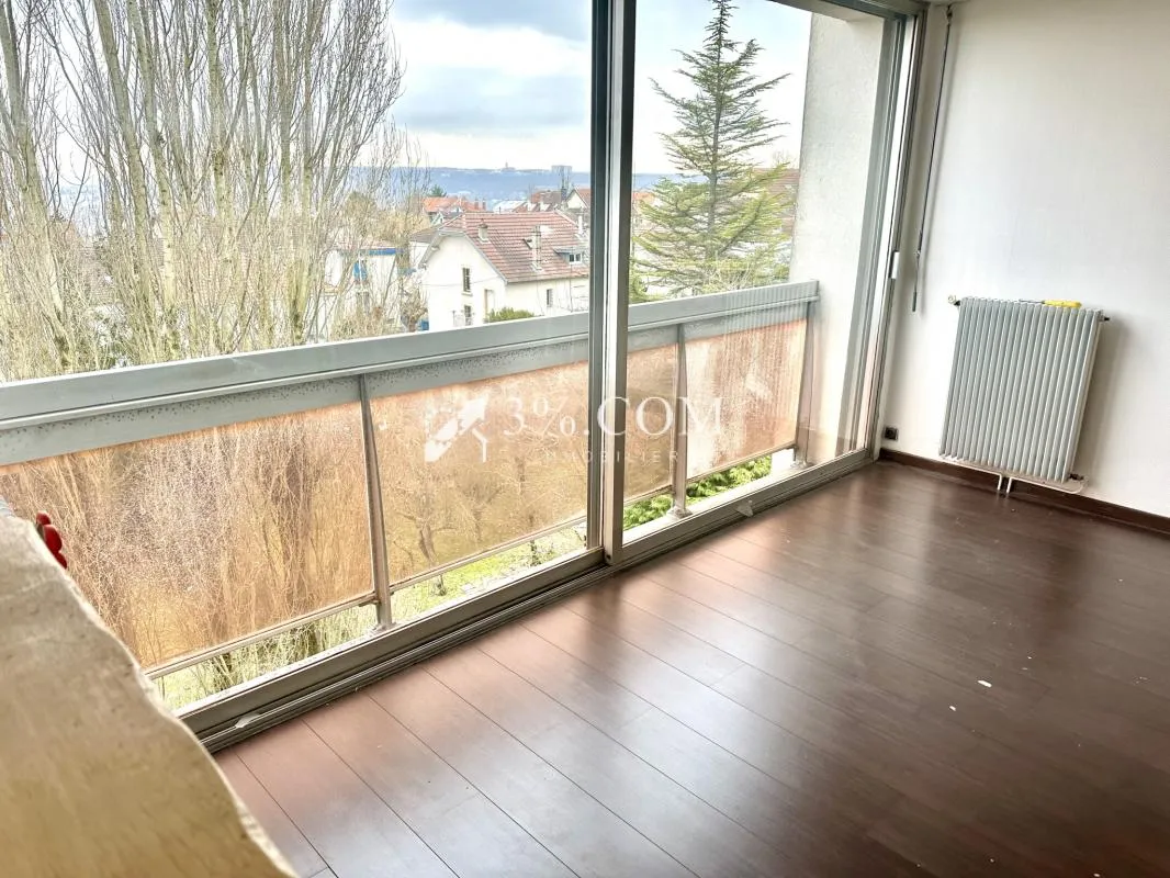 APPARTEMENT 48 M2 - UNE CHAMBRE - RESIDENCE SECURISEE - PLAC
