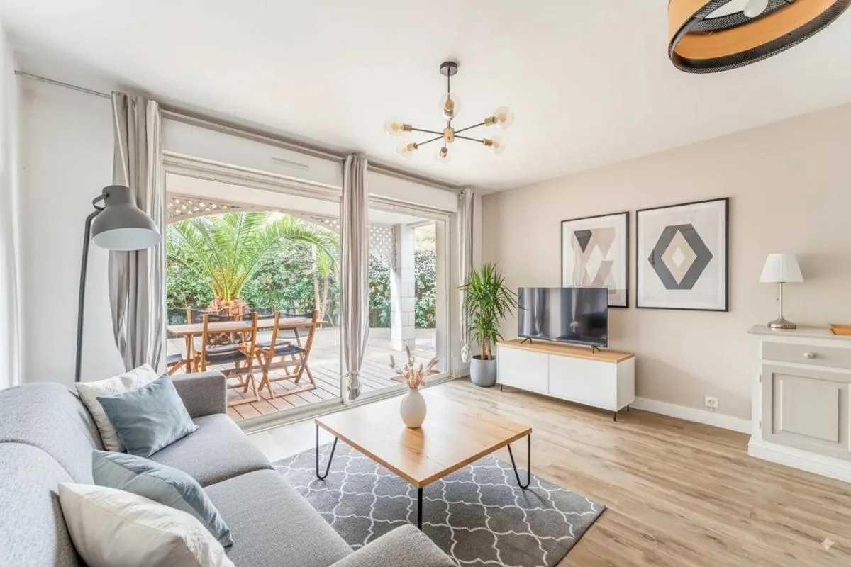 Appartement en duplex de 4 pièces de 77 m² avec terrasse en vente à Lanton - Idéal pour les familles