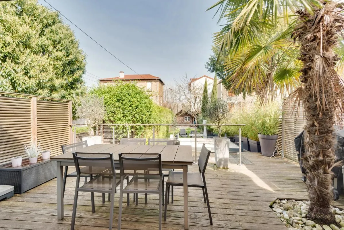 Superbe Maison de 180m2 avec garage et jardin à Fontenay-sous-Bois
