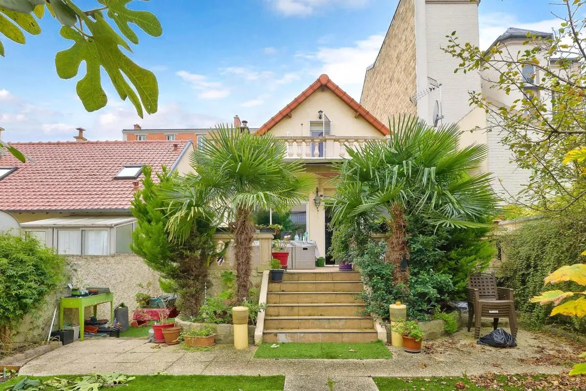 Maison de 7 pièces de 220 m2 en vente à Saint-Ouen-sur-Seine - Idéal pour les familles