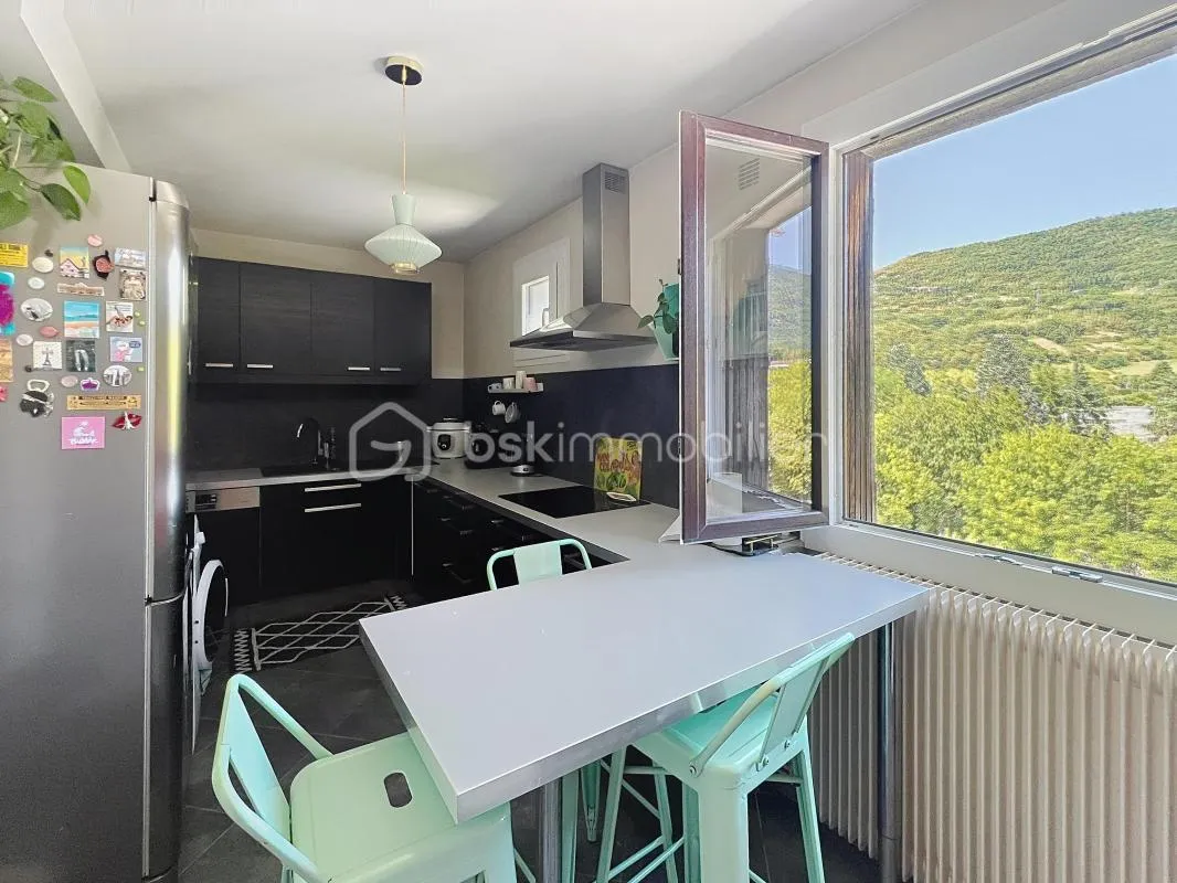 ***APPARTEMENT DE 78 M² DERNIER ETAGE POUR PRIMO ACCEDANT OU JEUNE COUPLE***