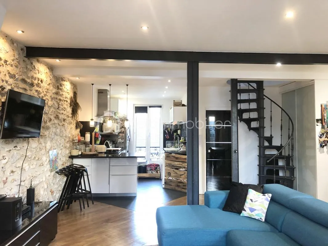 Appartement lumineux au dernier étage à découvrir sans attendre !