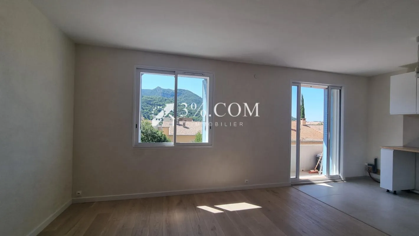 EMMENAGEMENTIMMEDIAT DANS T2 RENOVE AVEC BALCONS ET CAVE