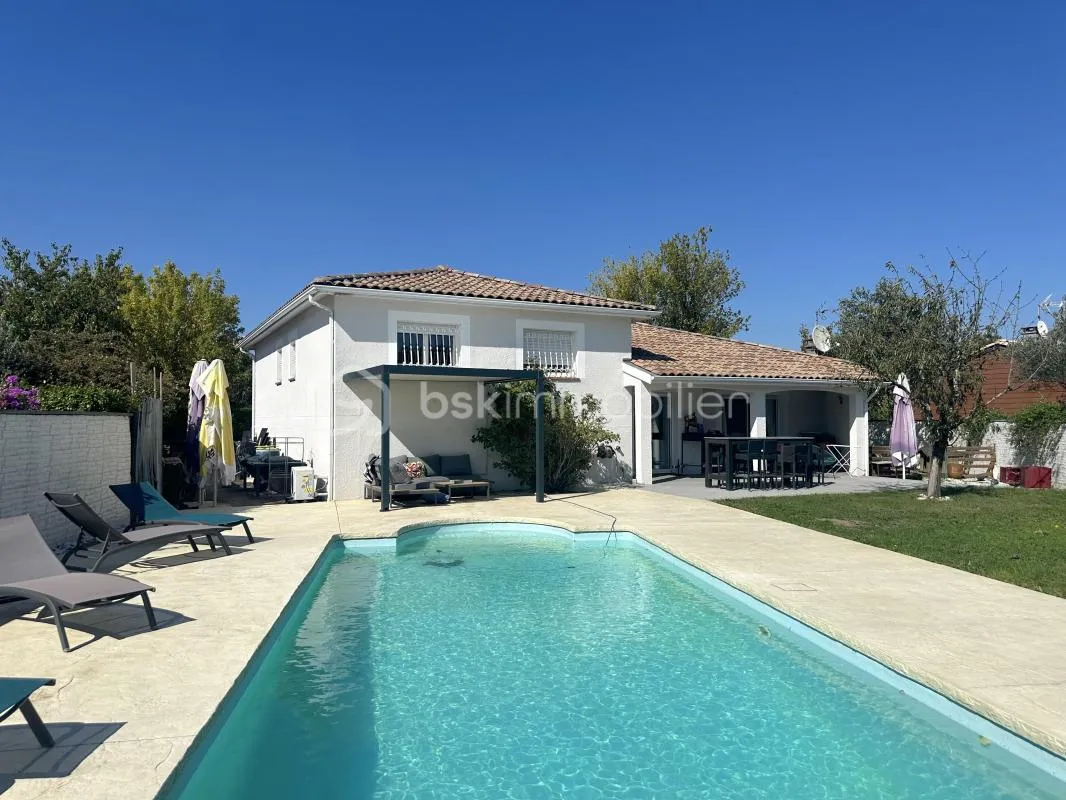 VILLA 6 PIÈCES 150M2 + GRAND GARAGE