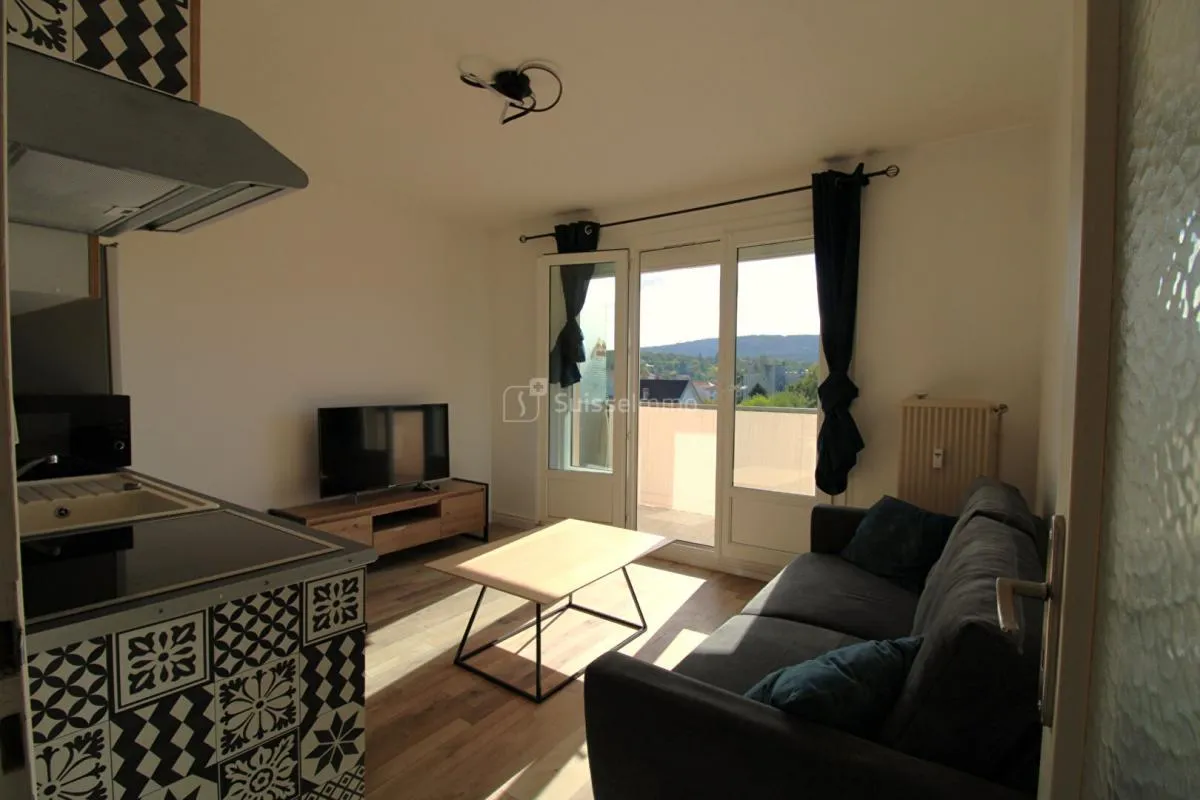 Appartement Besançon 30m2 + terrasse + parking +cave